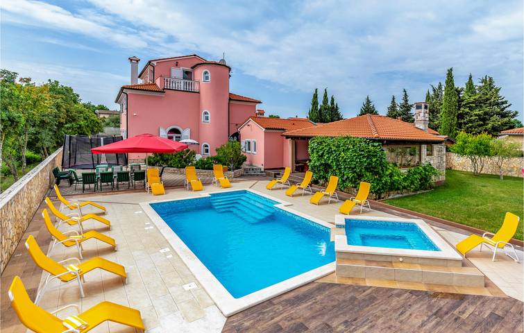 Ferienhaus für 20 Personen, mit Sauna und Terrasse - 1
