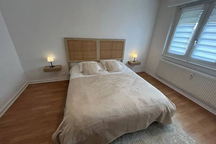 Ganze Wohnung, Apartment in a peaceful setting with free private parking in Lingolsheim, Region Straßburg