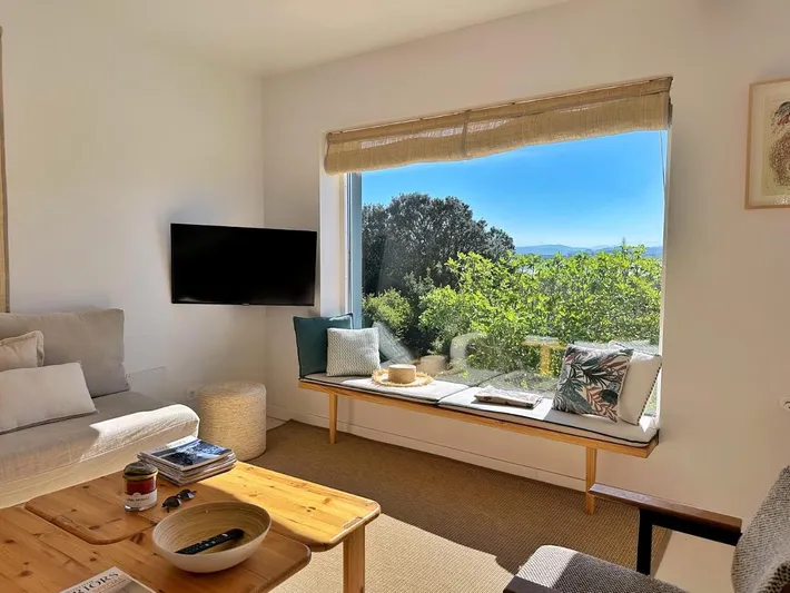 Holiday home for 8 people, with terrace and garden as well as pool, with pets - 1