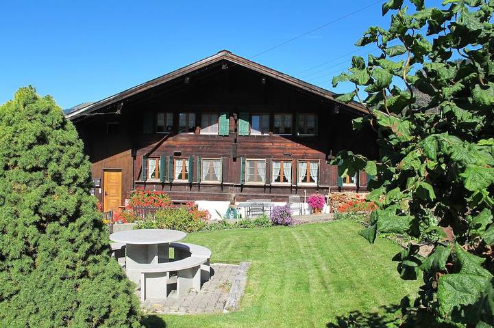 Hütte für 4 Personen, mit Garten in Gstaad