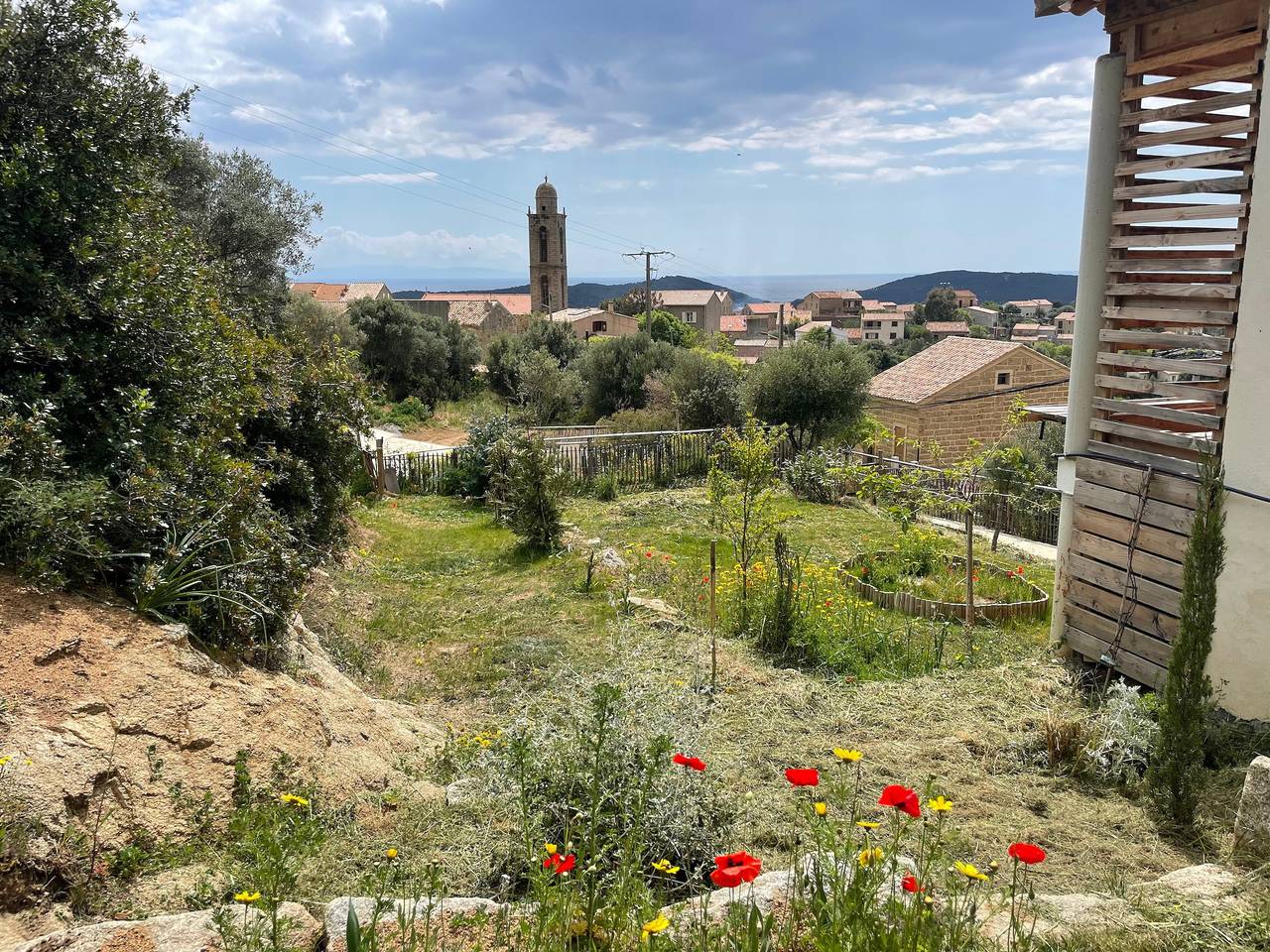 Casa vacanze 'Guetali Du Village' con terrazza privata, Wi-Fi e aria condizionata in Roccapina, Monacia d'Aullena