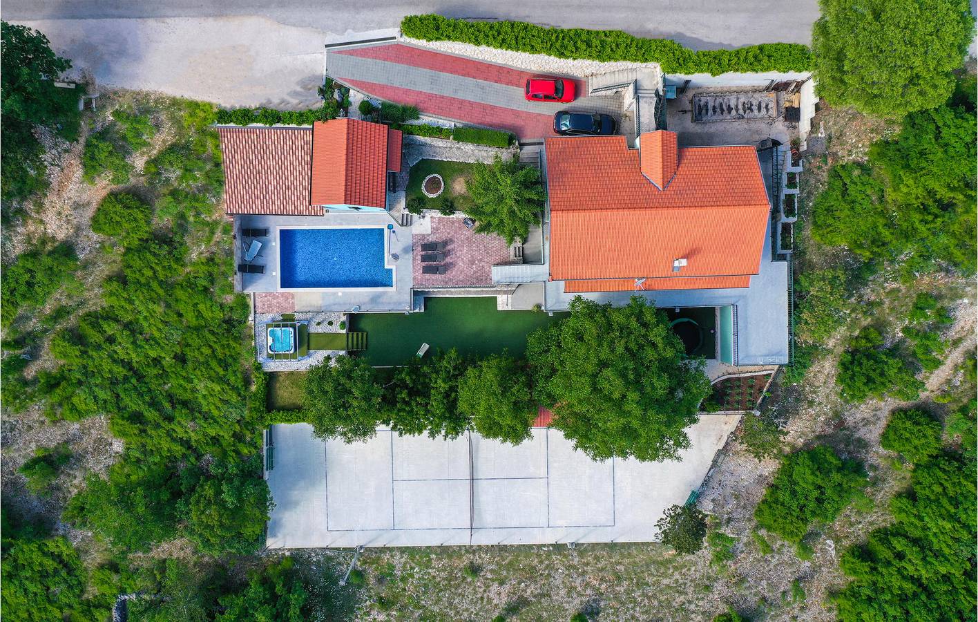 Reizende 2-Zimmer-Wohnung mit Pool, WLAN und Küchenausstattung in Imotski, Makarska Riviera