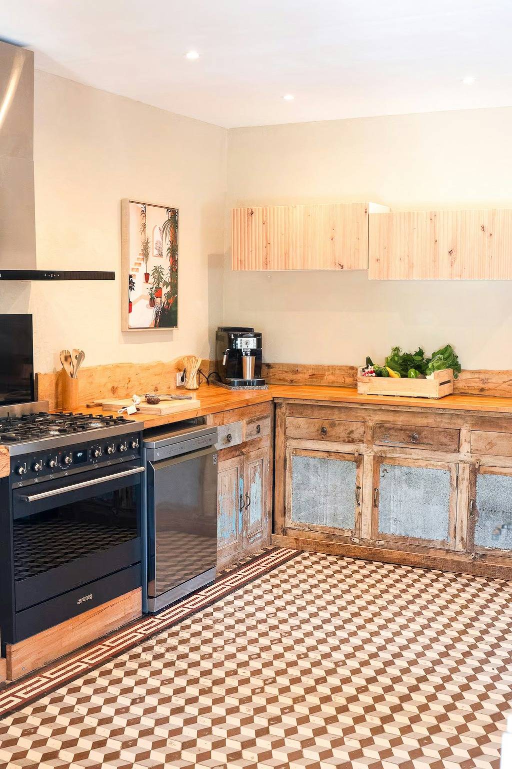 Provençal farmhouse in preserved natural setting in Frejus, Draguignan region