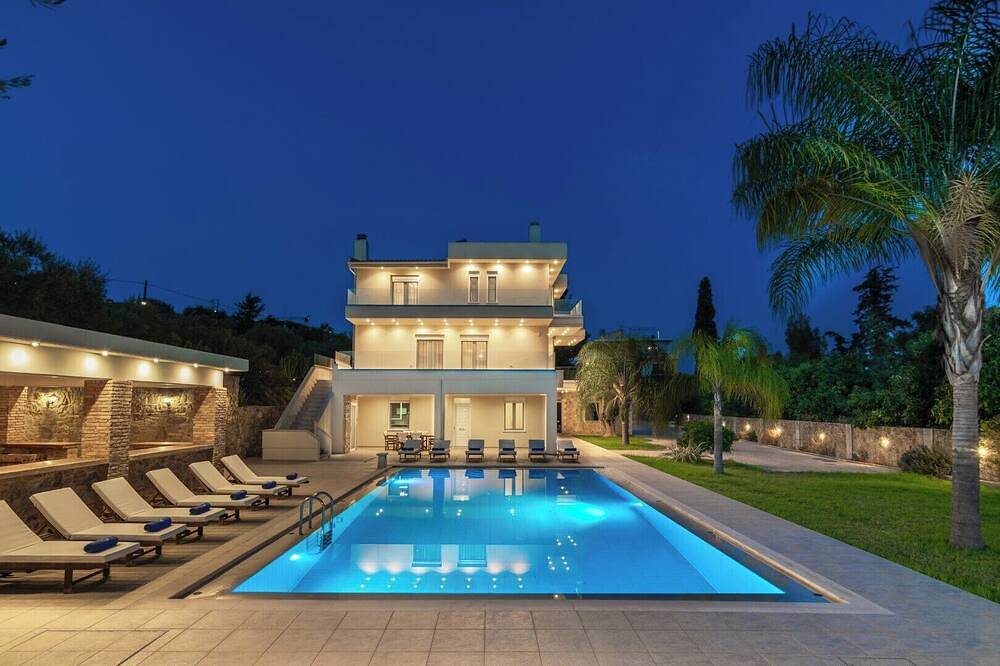 Jacuzzi -Bbq-Big pool - Walk to beach & grocery store in Chania region