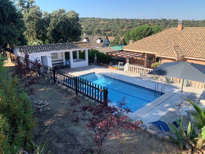 Ferienhaus für 15 Personen, mit Whirlpool und Garten sowie Pool - 1