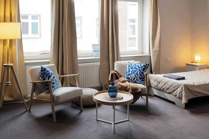 Ganze Wohnung, Riesige Appartement mit Sauna&free Parkplatz in Meiderich/Beeck, Duisburg