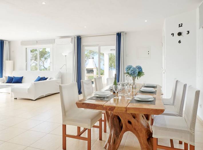 Villa Ses Abelles in Cala d´Hort, Sant Josep de sa Talaia