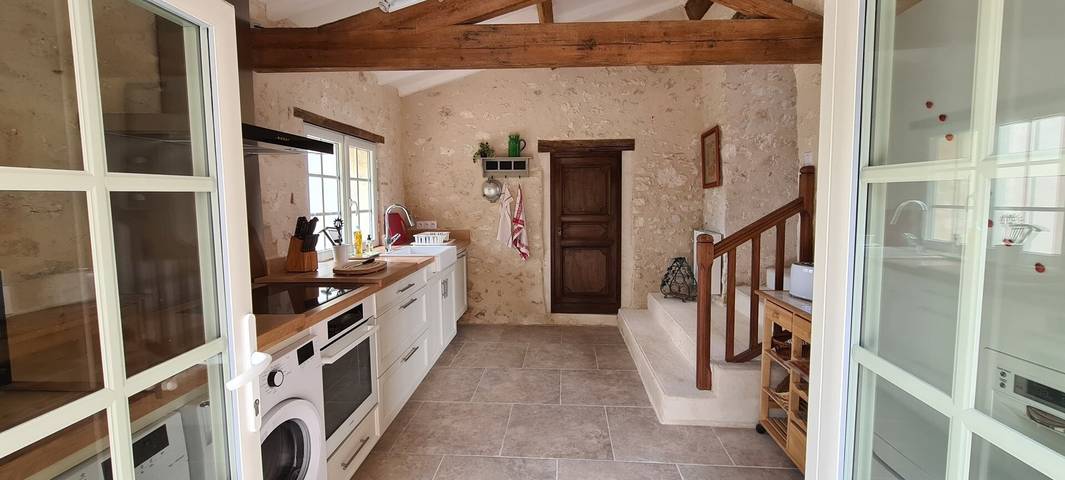 Location de vacances pour 10 personnes, avec jardin, animaux acceptés à Les Lèves-et-Thoumeyragues