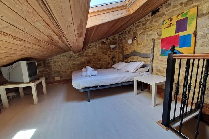 Apartamento entero, 14A04 Casa de piedra Colunga by R2R Consulting in Colunga, Costa Verde