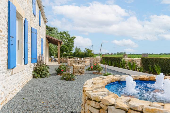 Location de vacances pour 8 personnes, avec jardin, adapté aux familles au Parc Naturel Régional du Marais poitevin - 3