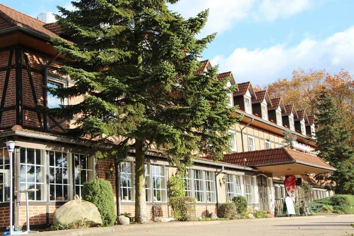 Hotel für 3 Personen, mit Whirlpool und Terrasse sowie Garten und Sauna in Verden - 2