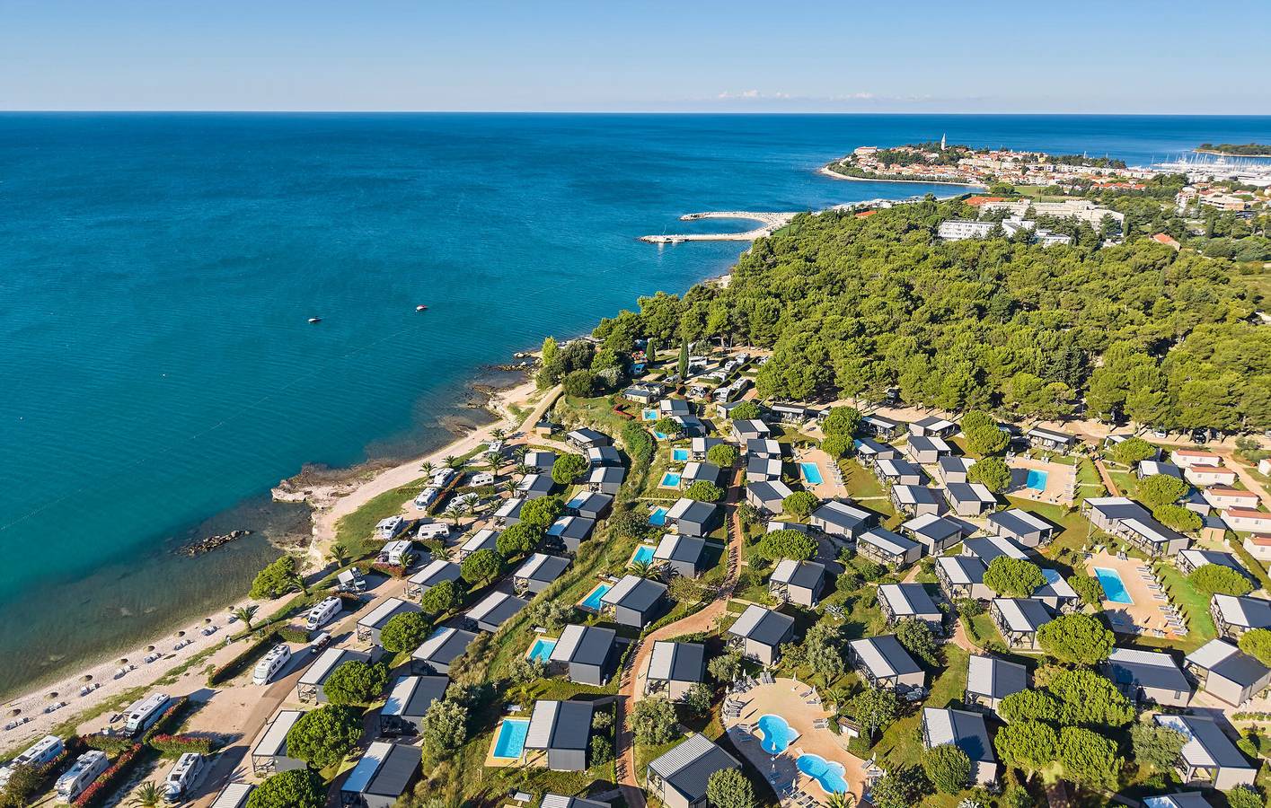 Charmantes Apartment, 2 km vom Strand entfernt: mit Pool, WLAN und Parkplatz in Novigrad, Umag und Umgebung