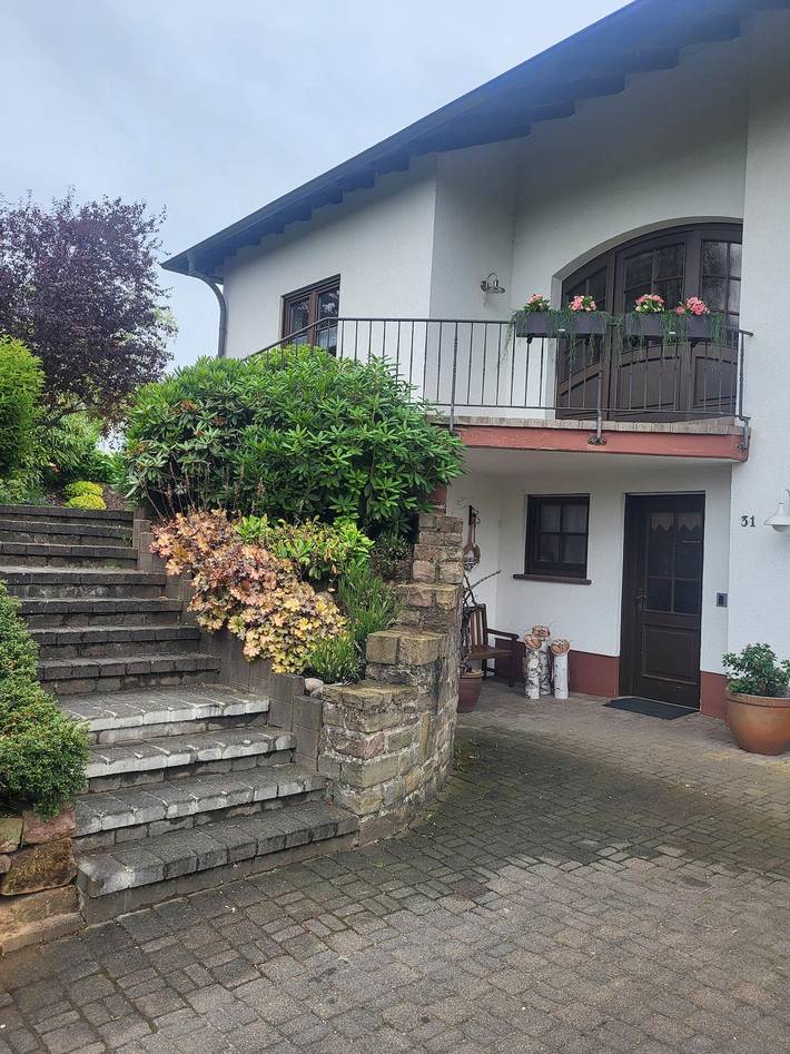 Ferienhaus für 10 Personen, mit Terrasse und Garten in Hentern - 2