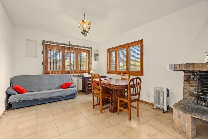 Landhaus 'Marina' mit privater Terrasse, eigenem Garten und WLAN in Lleida, Costers del Segre