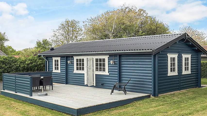Ferieudlejning for 5 personer, med terrasse i Assens