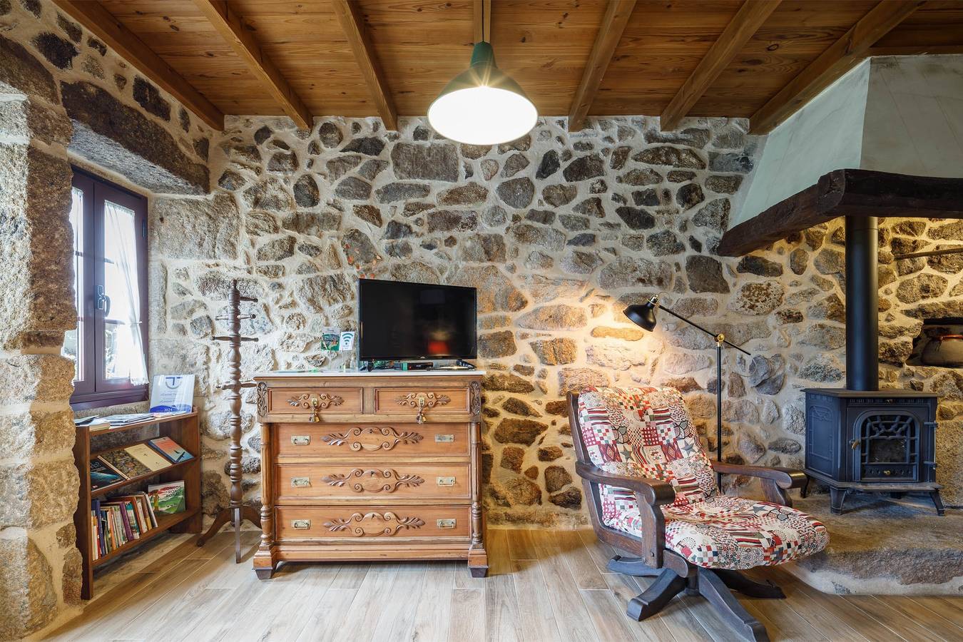 Maison de vacances 'C Vilamide' avec vue sur les montagnes, terrasse privée et Wi-Fi in A Cañiza, Province de Pontevedra