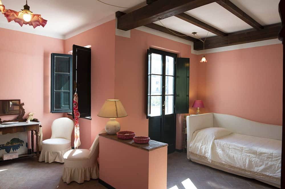 Villa in Literno with 4 bedrooms sleeps 10 in Marciana Marina, Elba