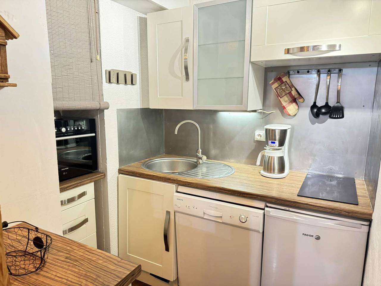 Hel ferielejlighed, Clairière 33 - Quiet and cosy studio with a movable partition in Valmorel, Les Avanchers-Valmorel
