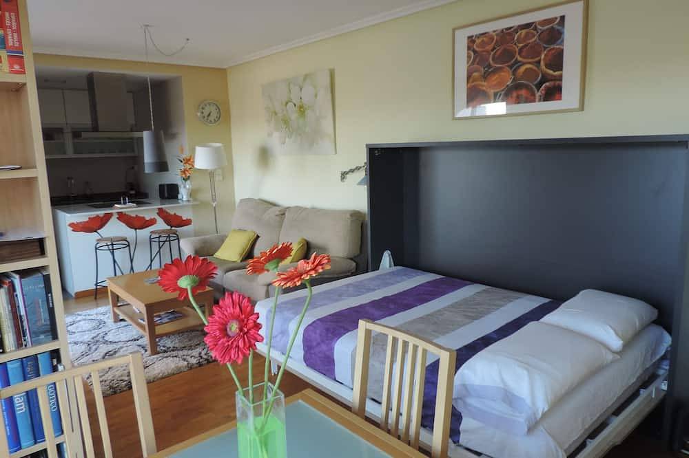 Entire apartment, La Balaustrada, The Best Views In The Center And With Parking Included in Saragossa, Saragossa Province