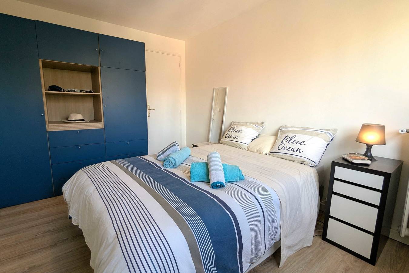Ganze Wohnung, Ferienwohnung für 2 Personen mit Balkon in Toulon, Toulon Region
