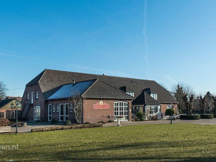 Ferienhaus für 35 Personen, mit Balkon/Terrasse und Terrasse