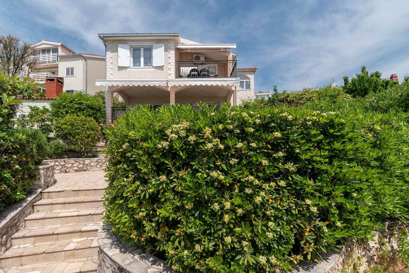 Hel ferieleilighet, Holiday apartment near the sea in Okrug Gornji, Čiovo