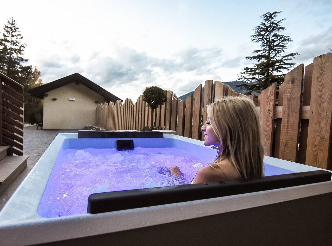 Appartement "Wellness Lodge Edoardo" met uitzicht op het meer en de bergen, bubbelbad & sauna, foto 7