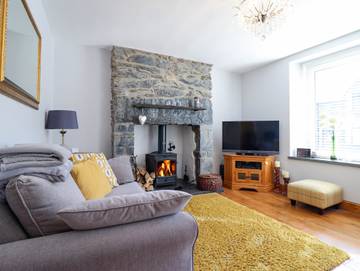 Log Cabin for 4 People in Betws-y-Coed, Conwy region, Photo 3