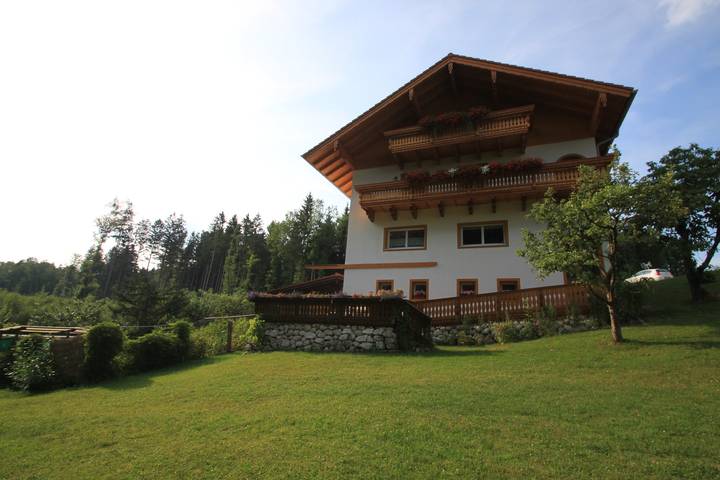 Ganze Ferienwohnung, Ferienwohnung Fagerer - Ferienwohnung Fagerer Bergblick ,3 Schlafzimmer, 90qm, Dachgeschoss in Piding, Bayerische Alpen