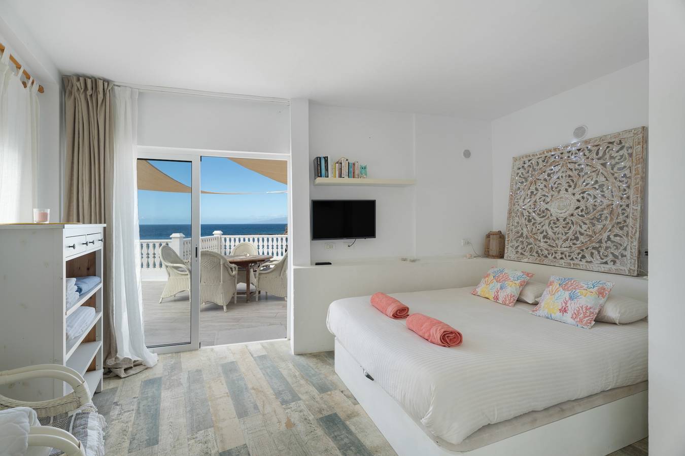 Vakantiehuis 'Tucadam Suites' met zeezicht, privéterras en Wi-Fi, foto 12