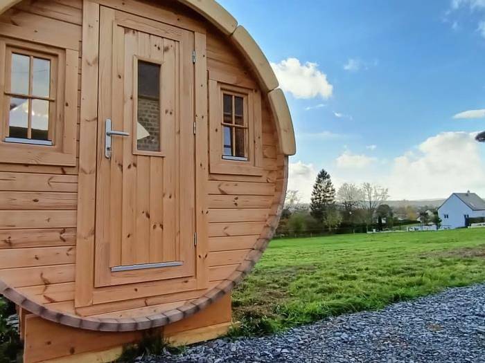 Maison des Bruyères 25pers : logements insolites, jacuzzi billard in Le Bény-Bocage, Région de Vire