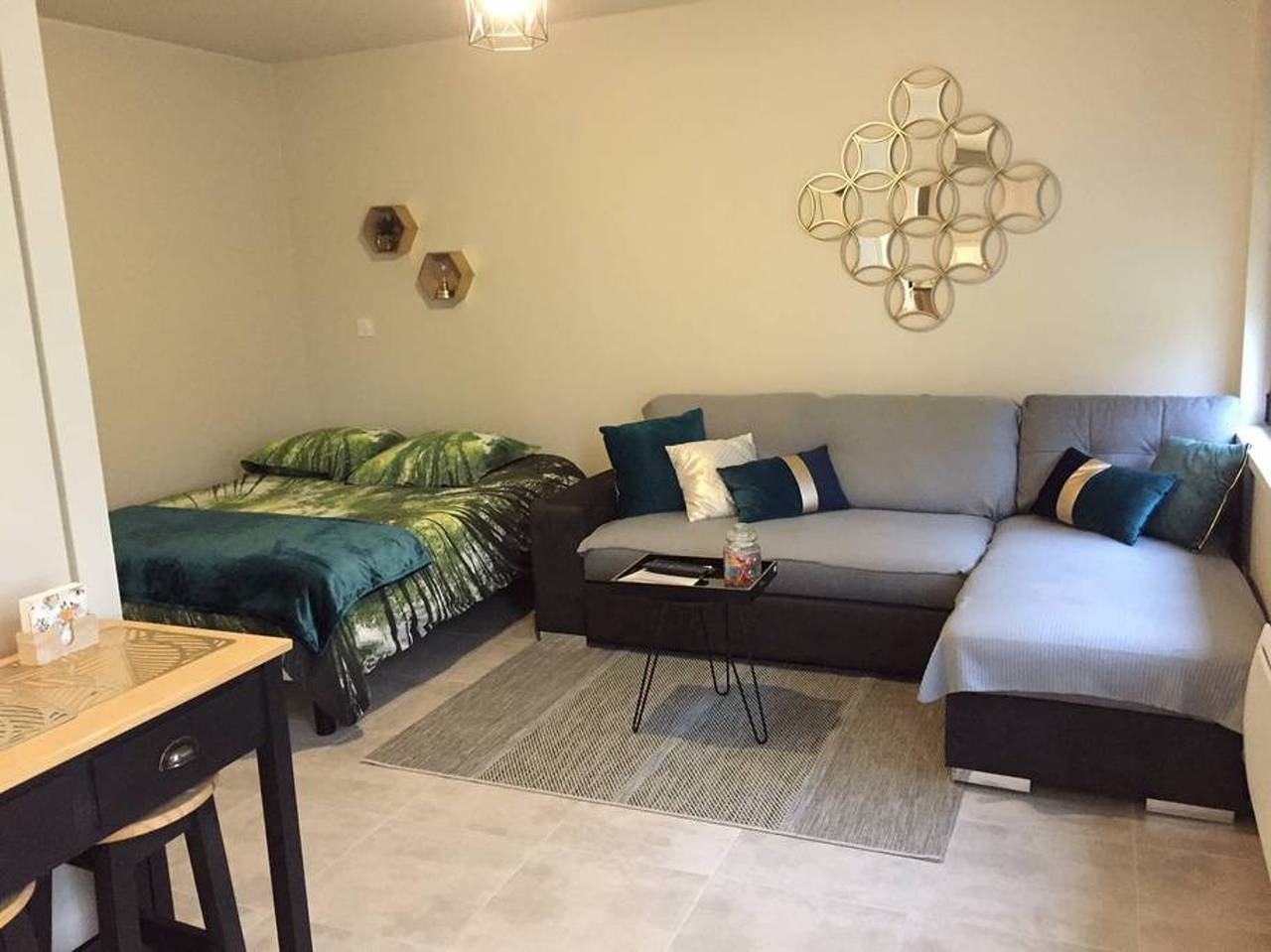 Studio entier, Studio confortable à Abondant, 30 m² avec jardin équipé in Abondant, Région de Dreux