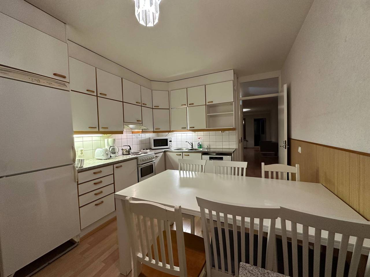 Appartement entier, Spacieux 2 chambres 75 m² Kannelmäki in Helsinki, Uusimaa