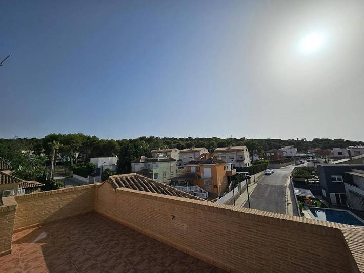 Casa rural para 7 personas, con Balcón y Terraza además de Piscina y Vistas en Torrent - 4