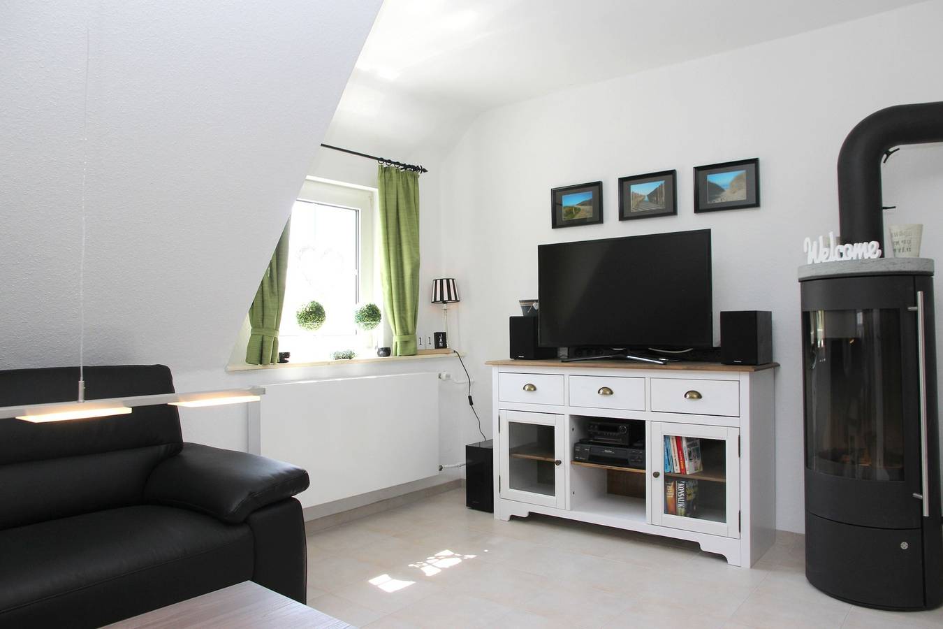 Ganze Wohnung, Ferienwohnung „Olsberg“ mit Bergblick, privater Terrasse und Wlan in Assinghausen, Olsberg