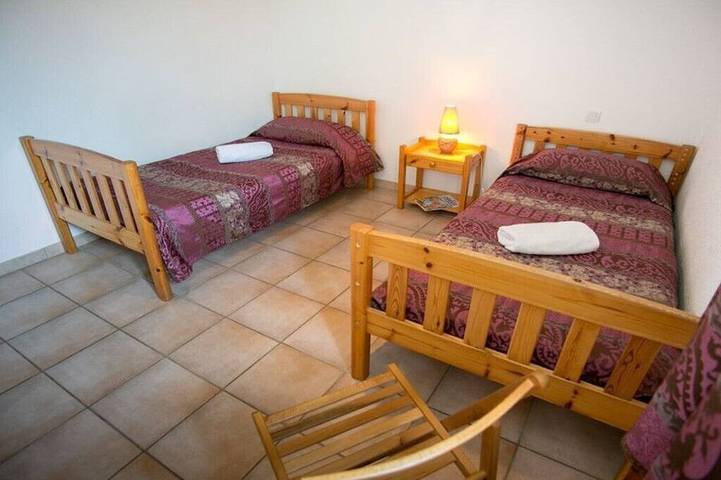 Gîte pour 7 personnes, avec jardin et piscine à Thuir - 4