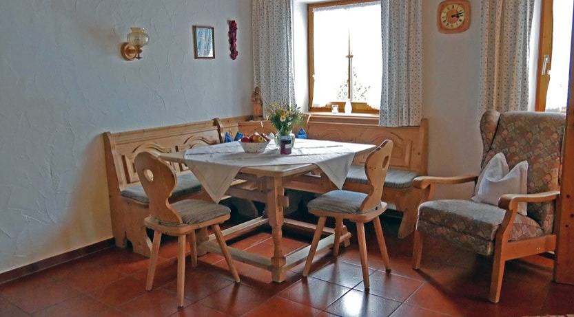 Gschwendtner-Hof, Ferienhof - Ferienwohnung 1, bis 5 Personen, 65 qm, 2 separate Schlafzimmer in Schleching, Bayerische Alpen