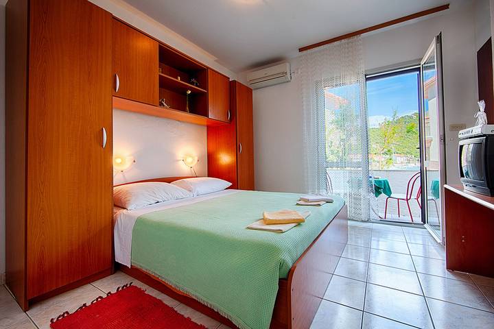 Ferienwohnung für 2 Personen, mit Meerblick und Balkon