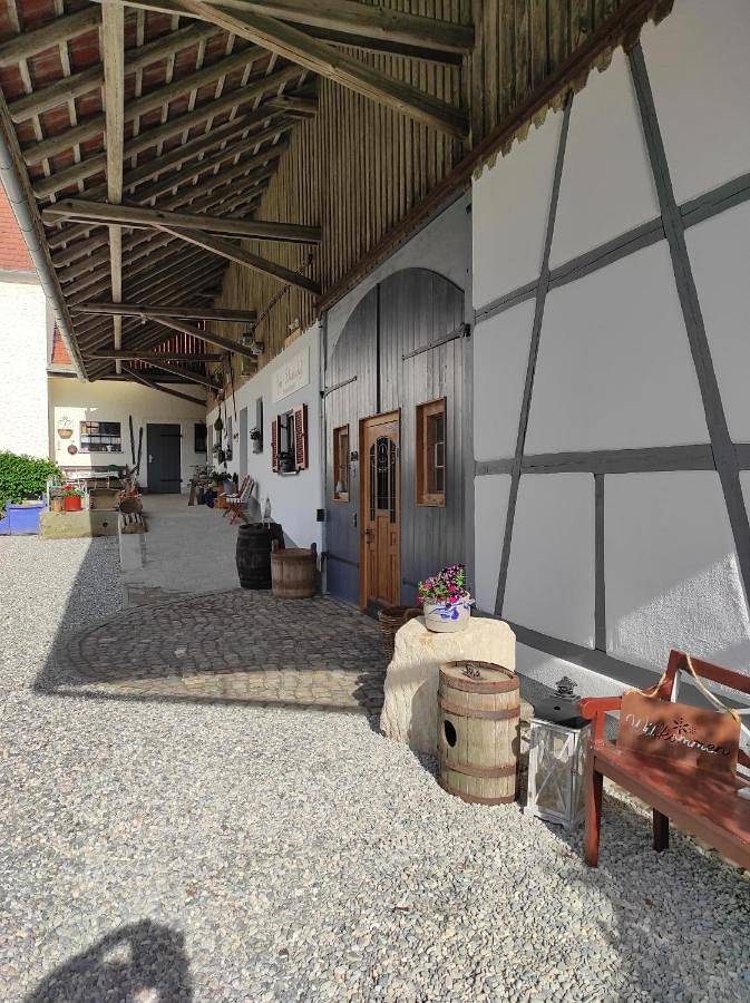 Ferienwohnung für 6 Personen, mit Garten