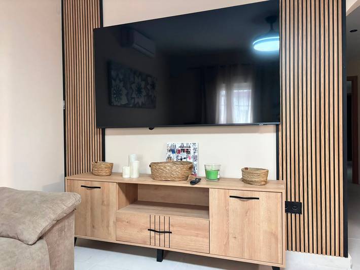 Holiday Home 'Casa Grande Fuengirola' with Private Terrace, Wi-Fi and Air Conditioning in Fuengirola Centre, Fuengirola