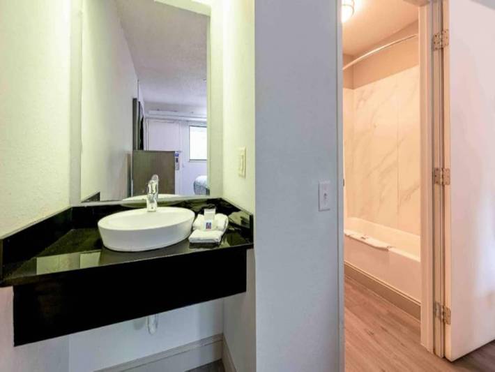 Apartamento entero, 1 cama king size | No fumadores in Montclaire South, Charlotte