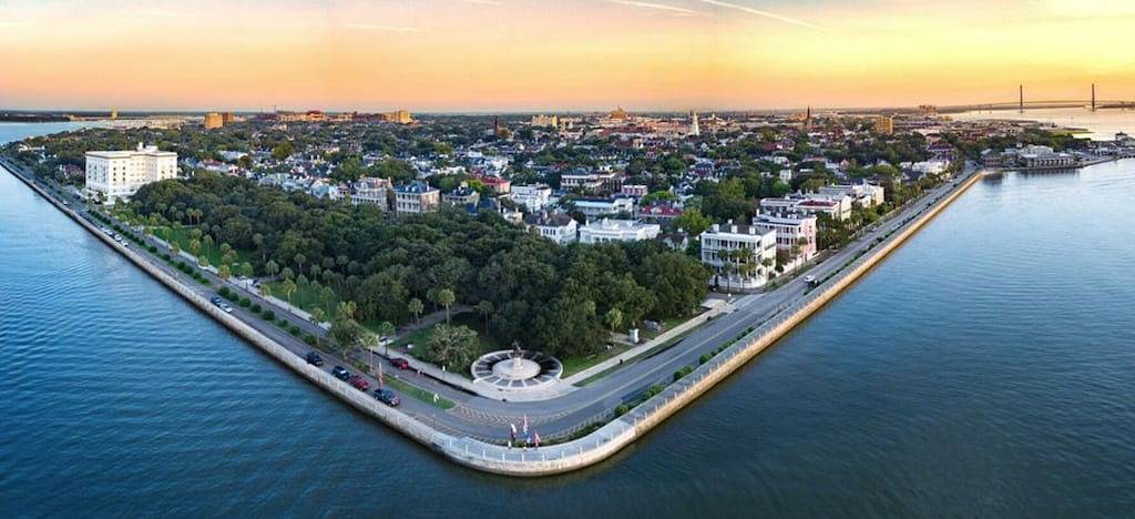 Apartment for 2 people, with yard in Charleston