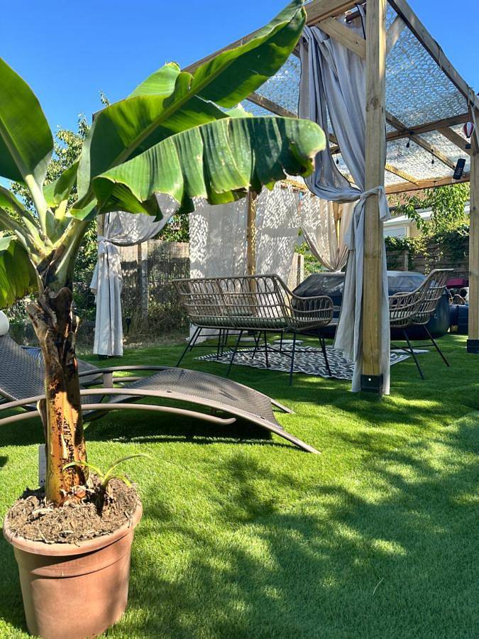 Hôtel pour 2 personnes, avec jacuzzi ainsi que terrasse et jardin à Vendôme - 2