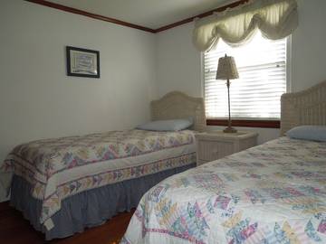 Vacation House for 8 Guests in Barnstable, Cape Cod, Picture 1