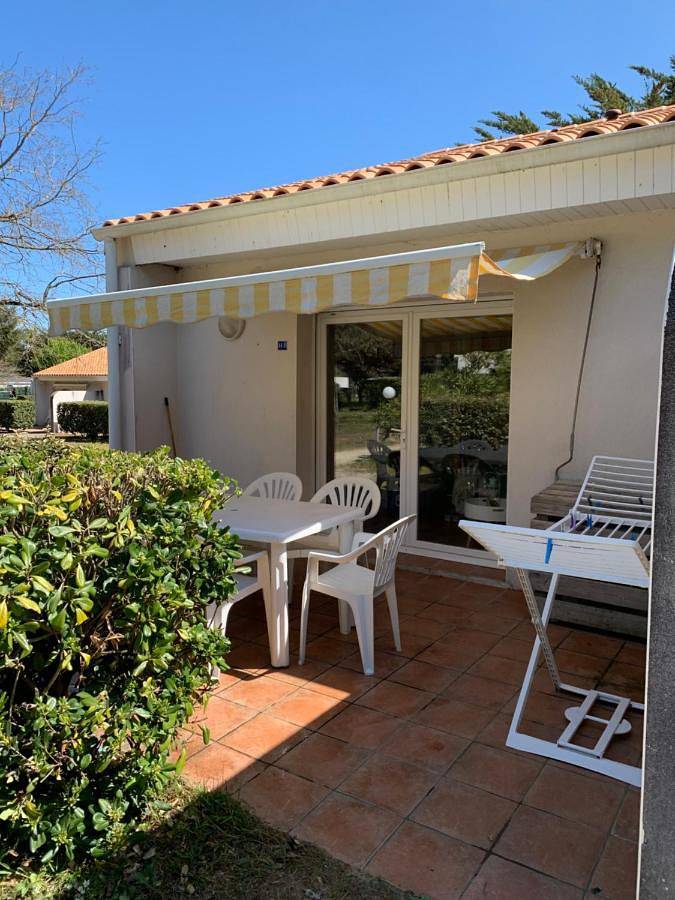 Maison de vacances pour 6 personnes, avec jardin ainsi que piscine et bassin pour enfant