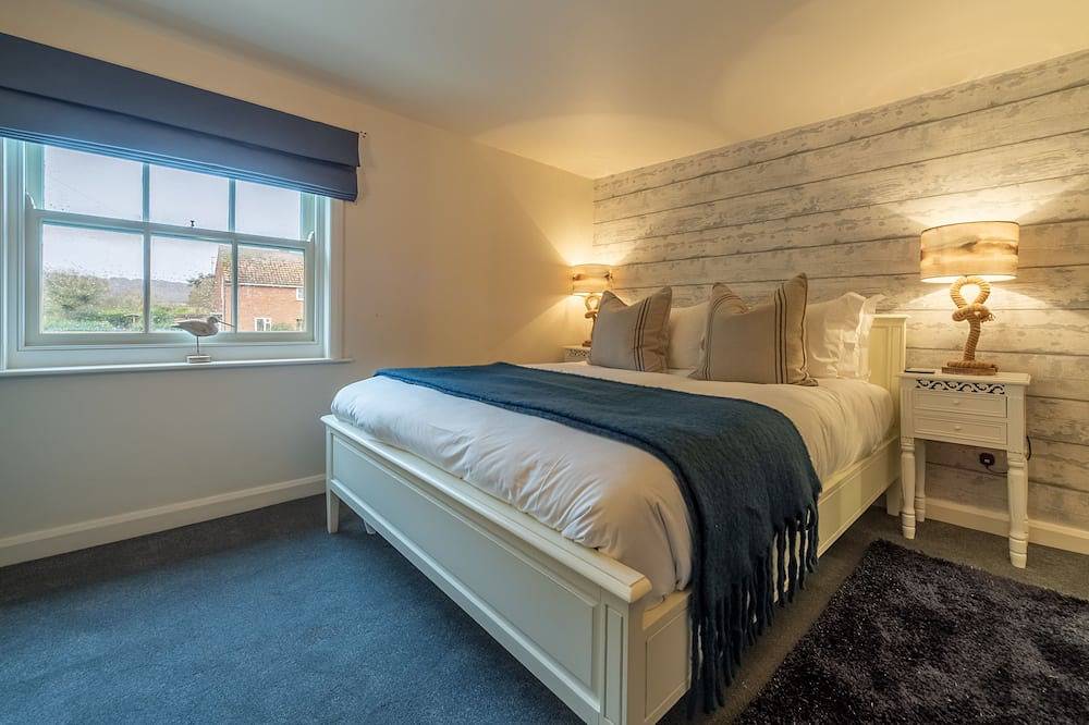 Entire apartment, Bracken Cottage, Brancaster Staithe, Norfolk in Brancaster, Norfolk Coast