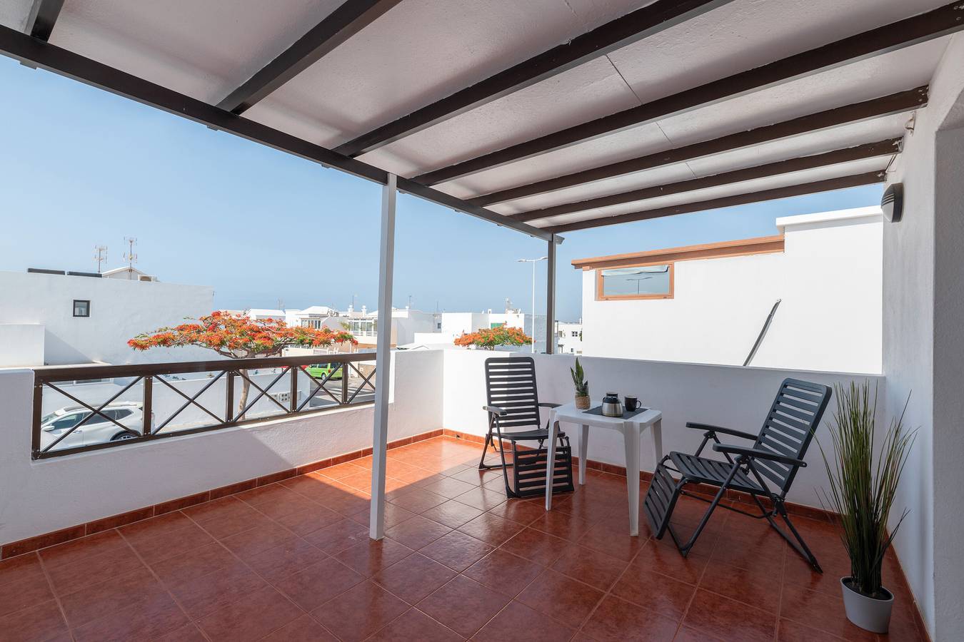 Ganze Wohnung, Urlaub 'Casa Vida' mit privater Terrasse, Balkon und Wi-Fi in Playa Honda, San Bartolomé