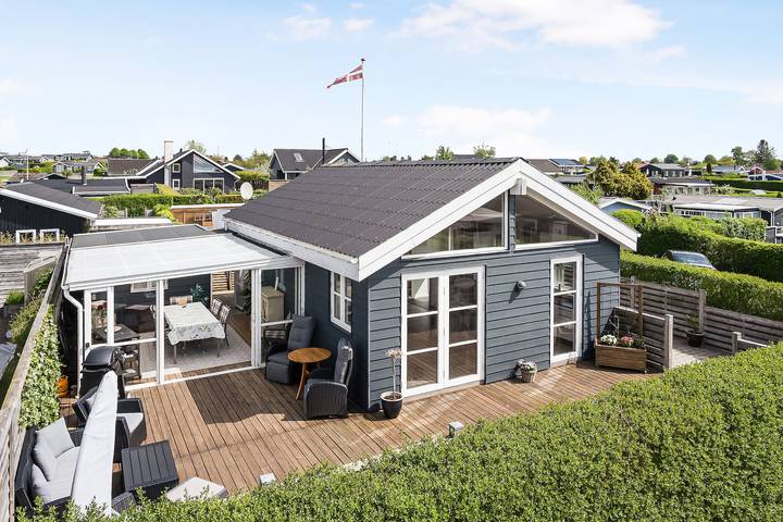 Chalet für 4 Personen, mit Garten und Terrasse auf Seeland