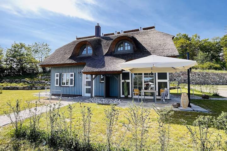 Ferienhaus für 3 Personen, mit Terrasse und Garten