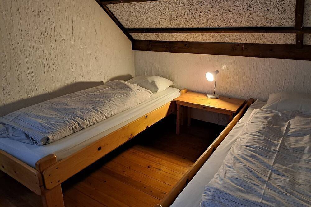 Gîte Filly 4A2 - 6 pers.-Gîte-Hütte-Ensuite mit Bad-Blick auf die Landschaft in Nadrin, Houffalize